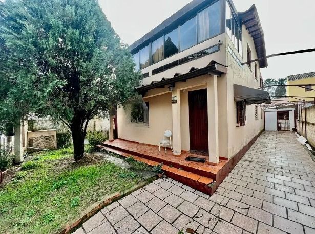 Casa 2 quartos à venda, 180m², Jardim Lindóia - Porto Alegre