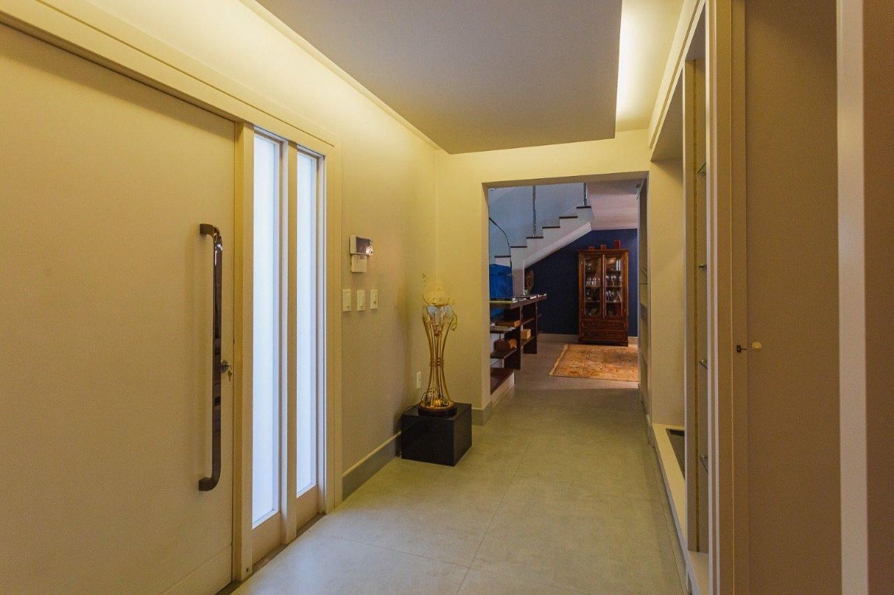 Casa 3 quartos à venda, 450m², Boa Vista - Porto Alegre — foto 2