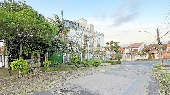 Casa 5 quartos à venda, 175m², Santo Antônio - Porto Alegre — foto 2