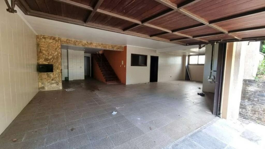 Casa 3 quartos à venda, 313m², Jardim Itu - Porto Alegre — foto 2