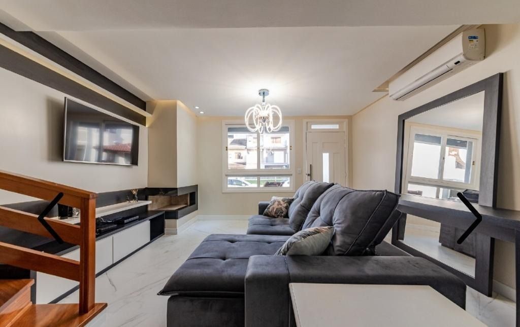 Casa 3 quartos à venda, 172m², Sarandi - Porto Alegre — foto 2