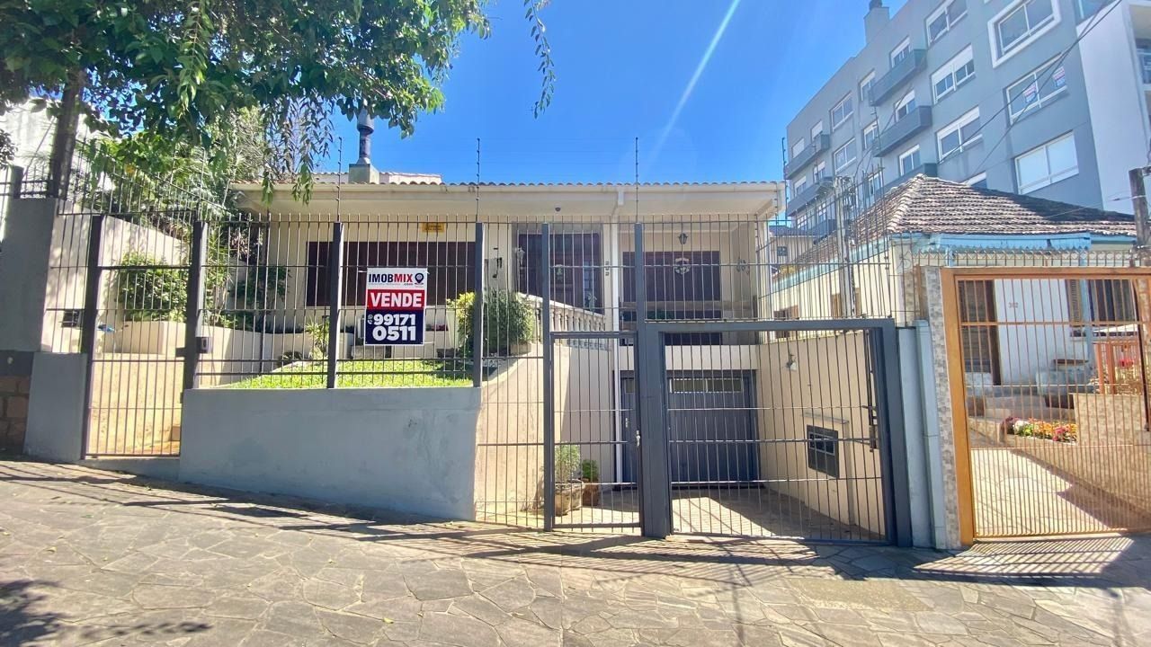 Casa 3 quartos à venda, 296m², Vila Ipiranga - Porto Alegre