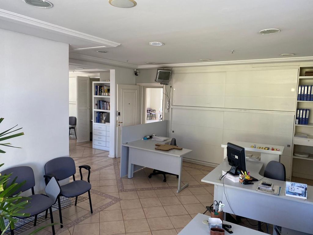 Sala Comercial à venda, 84m², Auxiliadora - Porto Alegre — foto 4