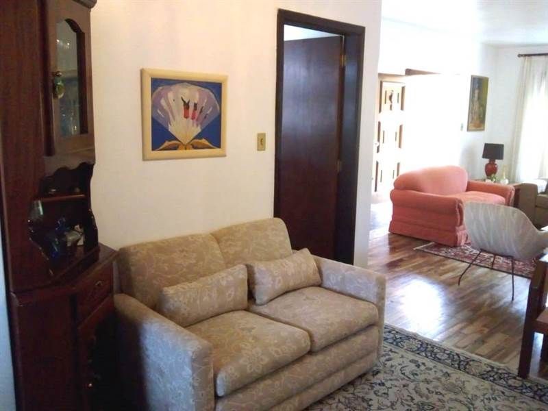 Casa para Venda - 324m², 3 dormitórios, sendo 1 suites, 3 vagas - Chácara das Pedras — foto 3