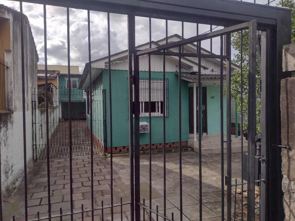 Casa para Venda - 90m², 2 dormitórios, 3 vagas - Vila Ipiranga