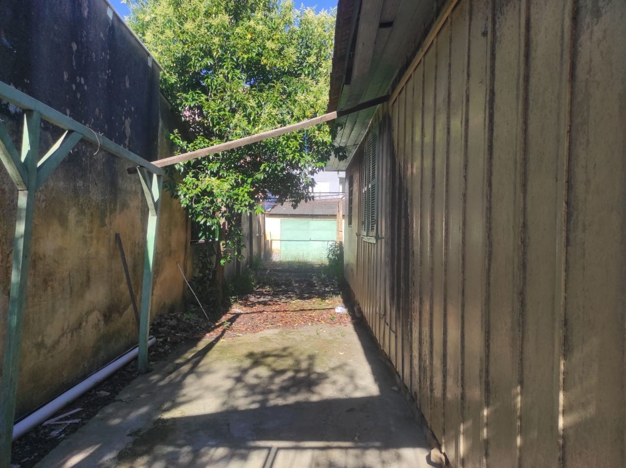 Casa 2 quartos à venda, 300m², Jardim Itu - Porto Alegre