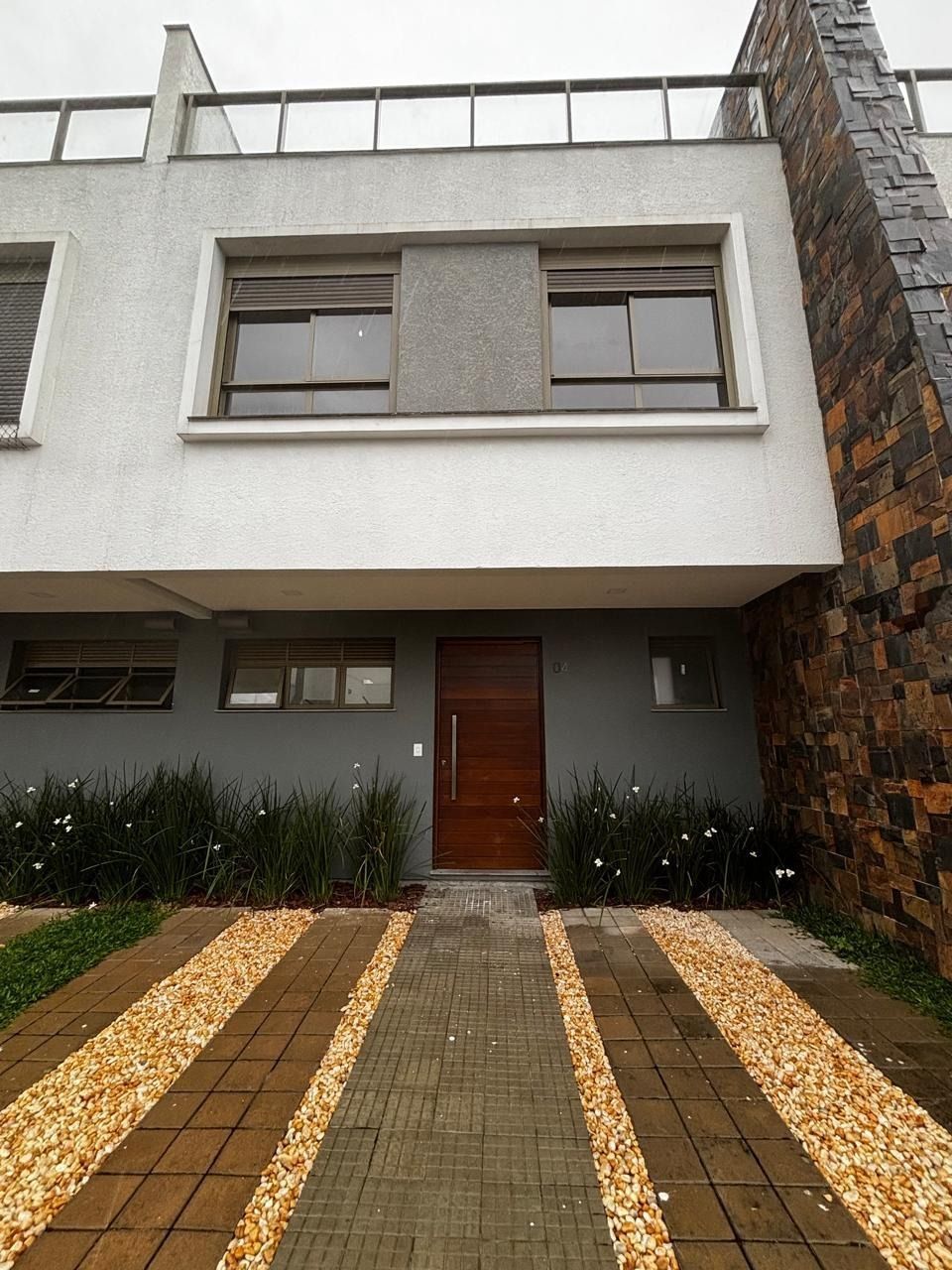 Casa 3 quartos à venda, 180m², Jardim Itu - Porto Alegre — foto 2