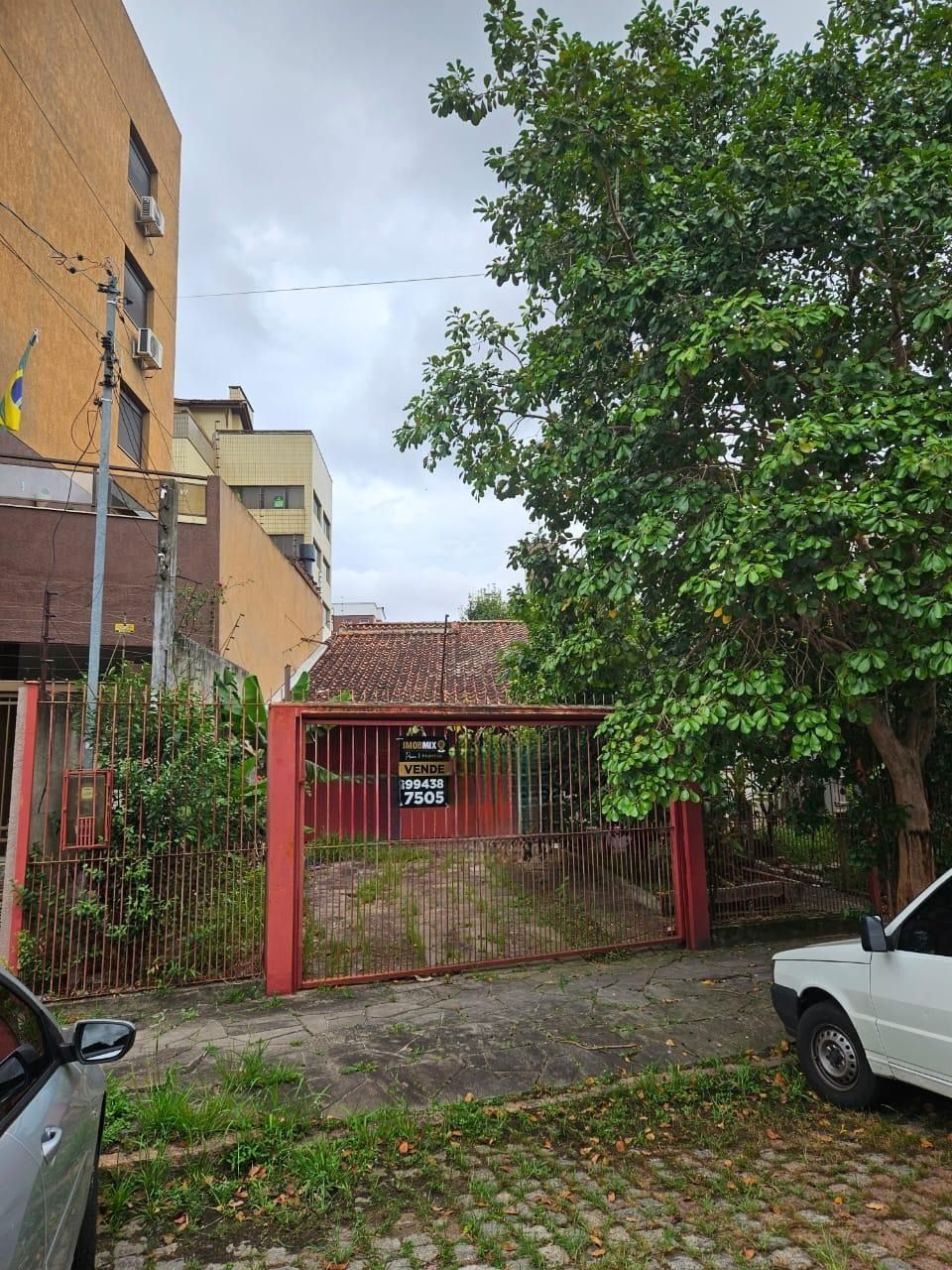 Casa 3 quartos à venda, 182m², Jardim Lindóia - Porto Alegre