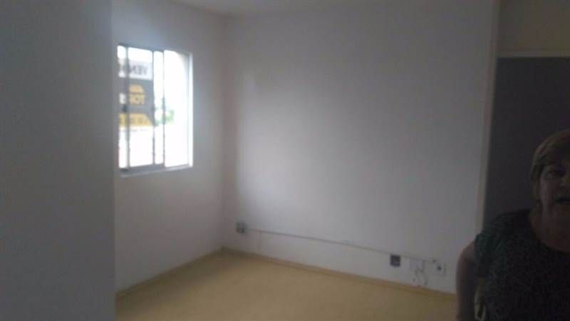 Apartamento para Venda - 45m², 2 dormitórios, 1 vaga - Lomba do Pinheiro — foto 4
