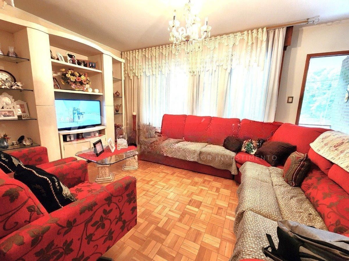 Casa 3 quartos à venda, 234m², Jardim Lindóia - Porto Alegre — foto 2