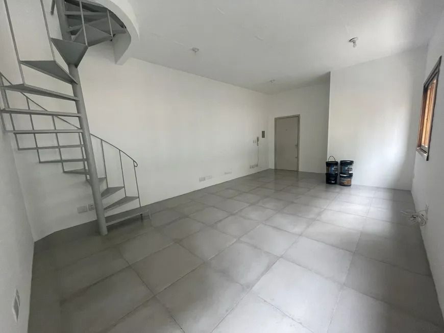 Sala Comercial à venda, 90m², Passo da Areia - Porto Alegre — foto 4