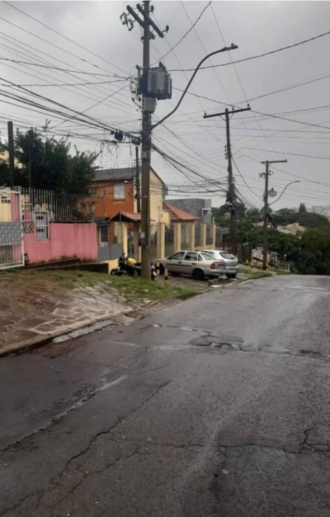 Sobrado 2 quartos à venda, 36m², Santo Antônio - Porto Alegre — foto 2