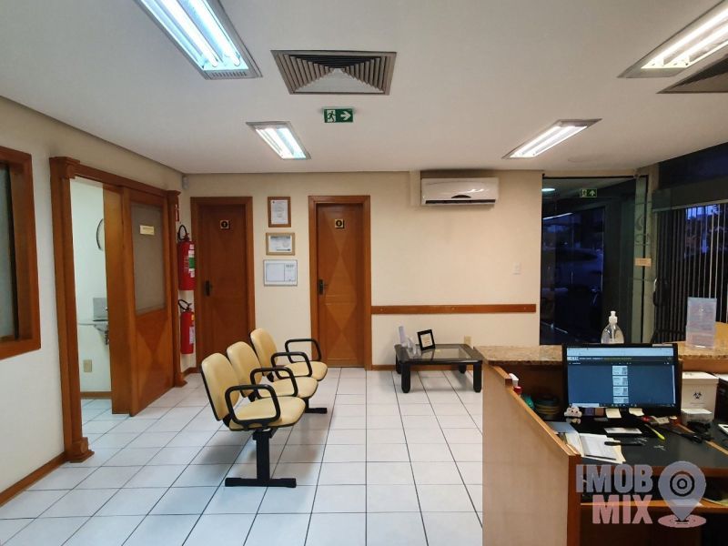 Prédio Comercial à venda, 941m², Jardim Botânico - Porto Alegre — foto 3