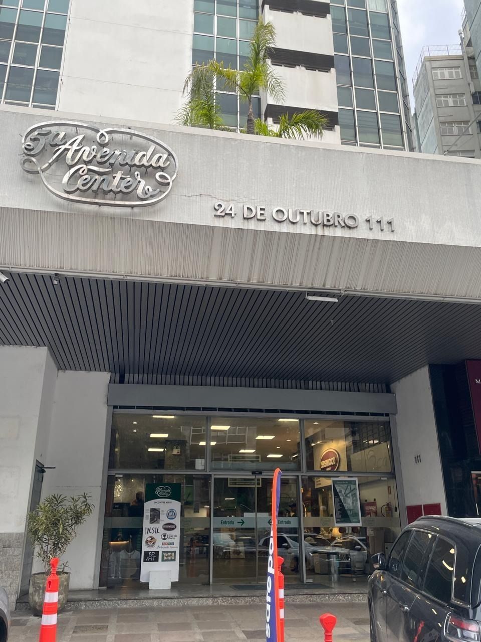 Sala Comercial à venda, 45m², Moinhos de Vento - Porto Alegre — foto 4