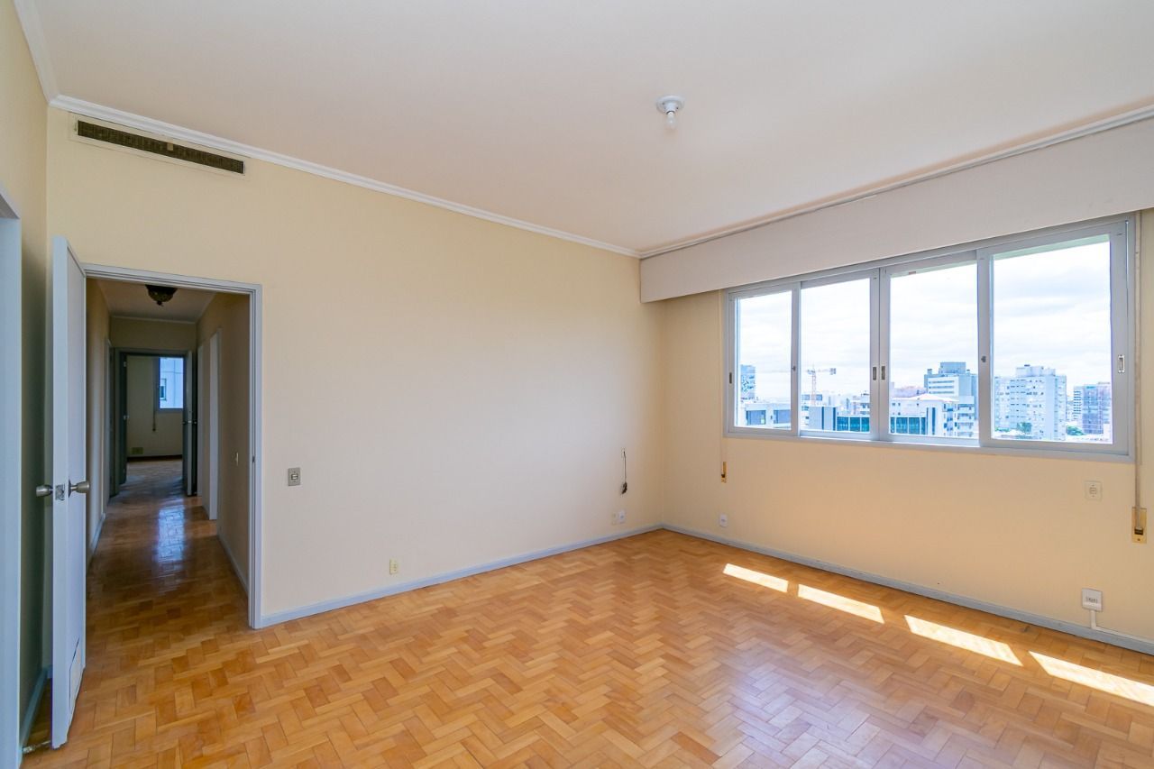 Apartamento 4 quartos à venda, 226m², Moinhos de Vento - Porto Alegre — foto 2