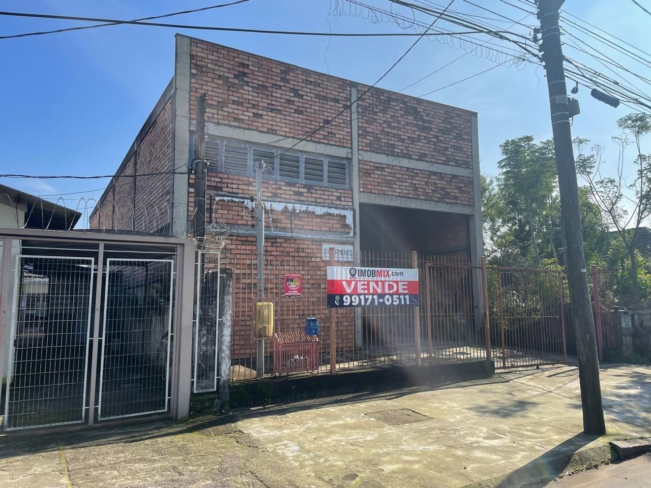 Pavilhão à venda, 300m², Sarandi - Porto Alegre