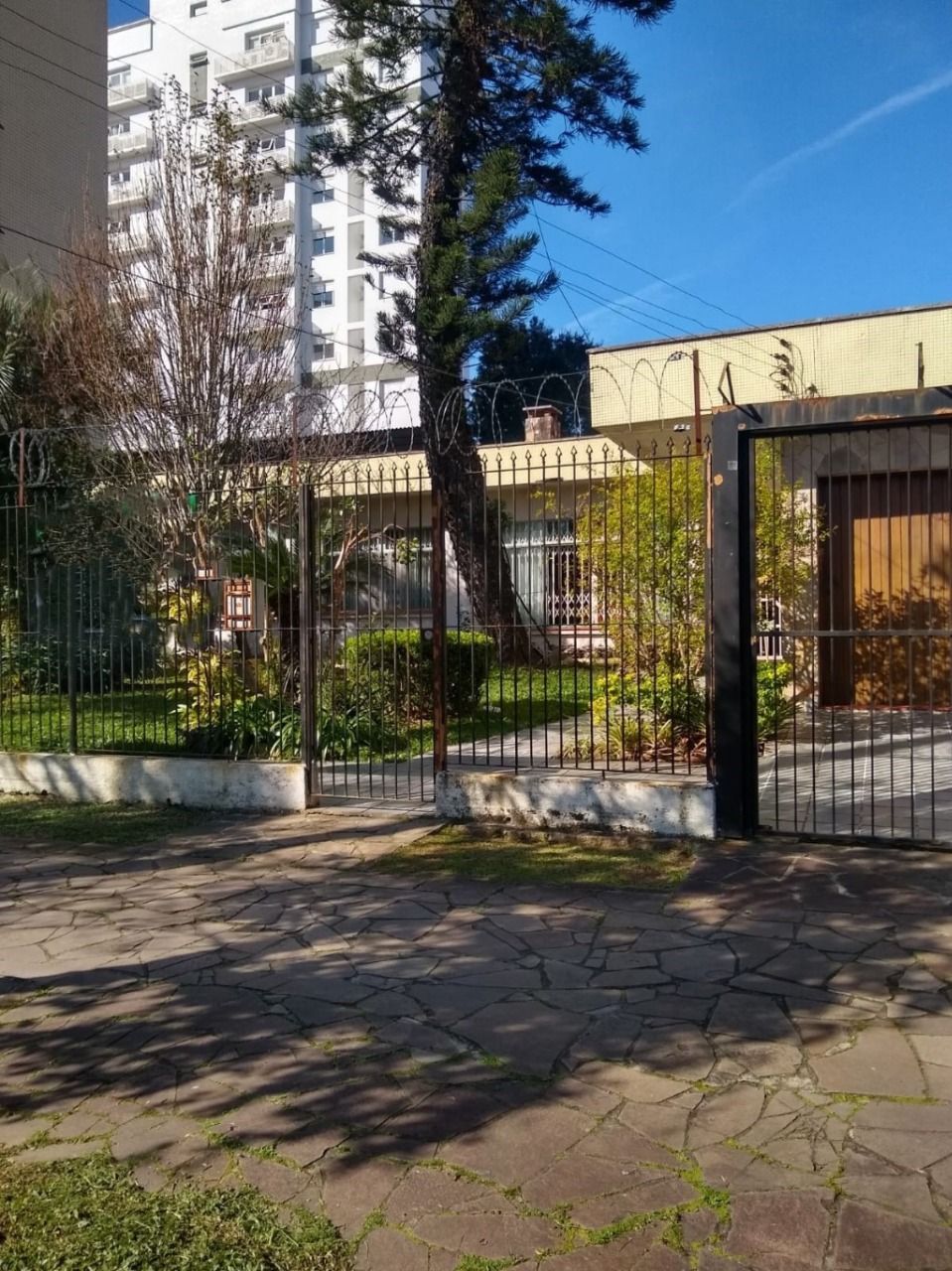 Casa 5 quartos à venda, 287m², Jardim Lindóia - Porto Alegre