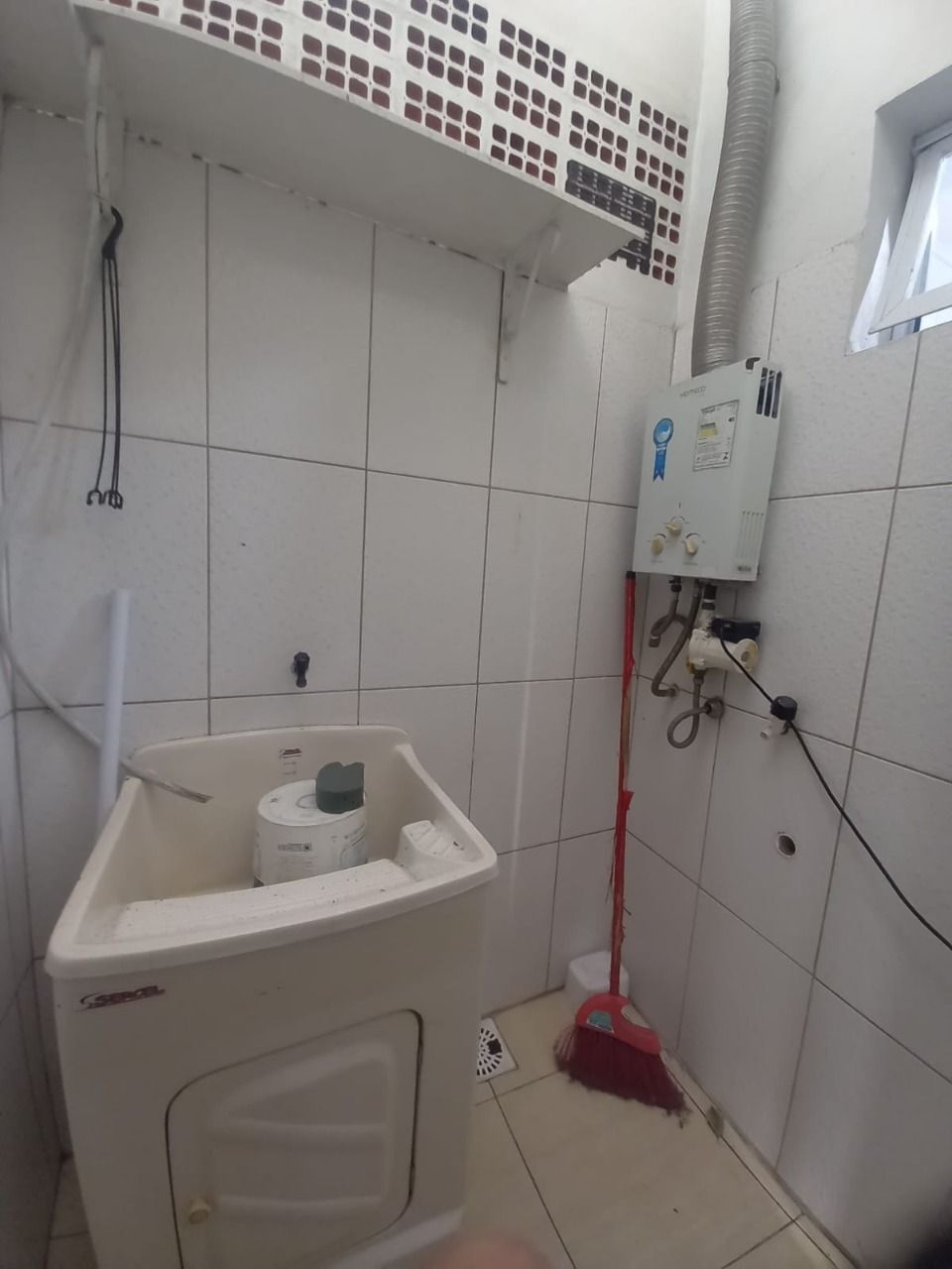 Casa 4 quartos à venda, 305m², Floresta - Porto Alegre — foto 2
