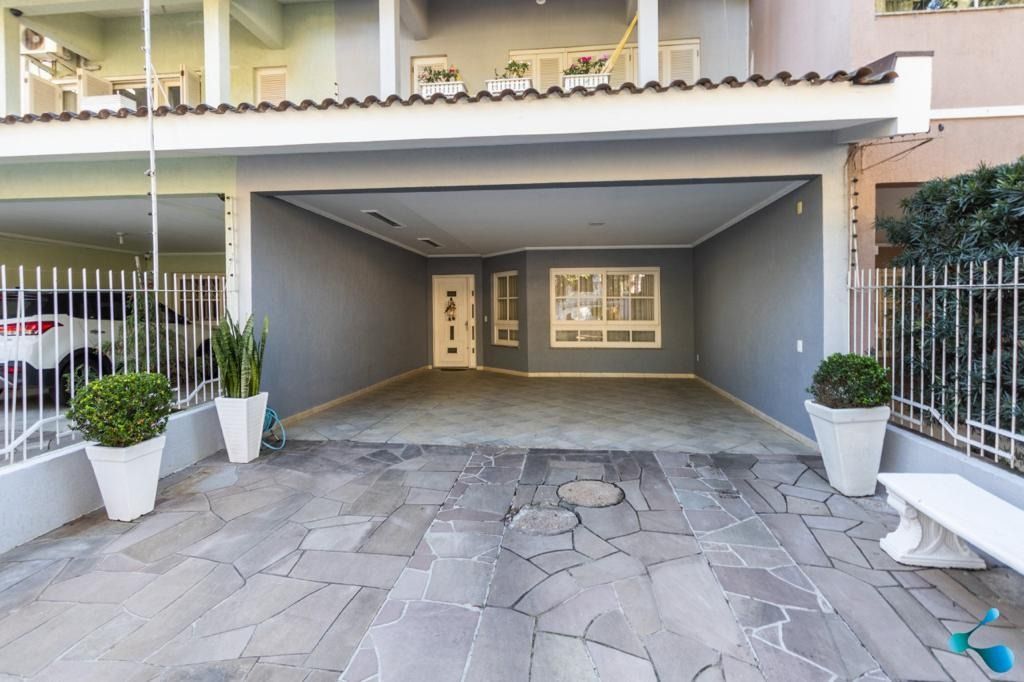 Casa 4 quartos à venda, 285m², Jardim Itu - Porto Alegre — foto 2
