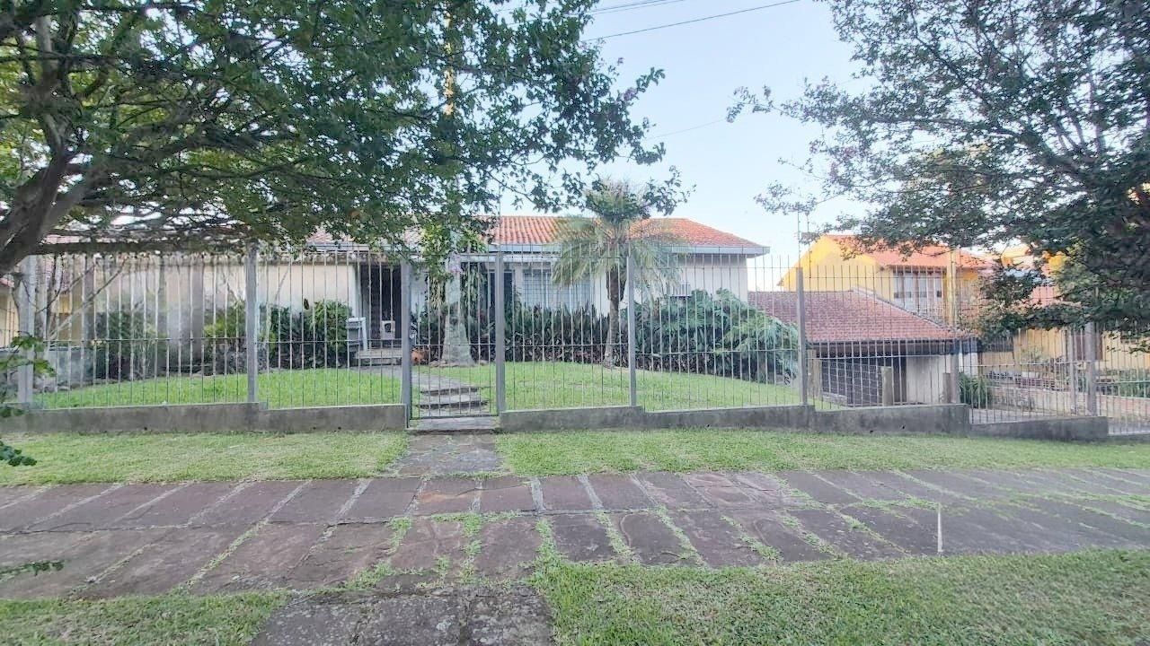 Casa 4 quartos à venda, 700m², Três Figueiras - Porto Alegre — foto 2
