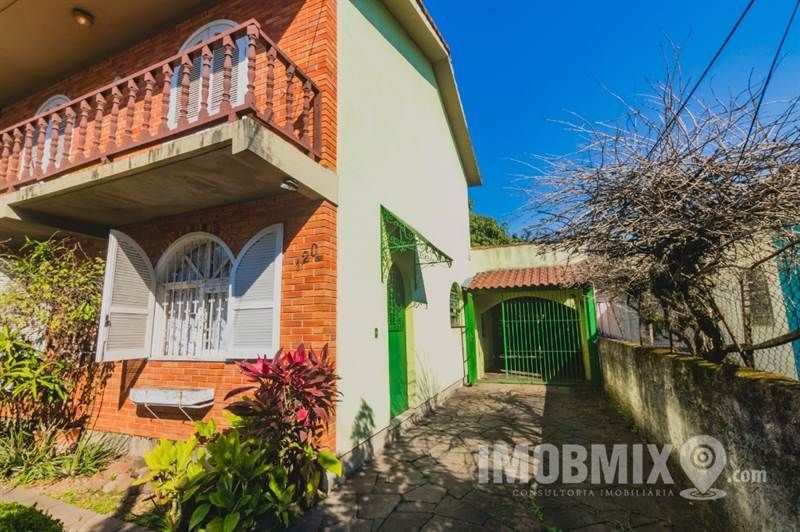Casa para Venda - 205m², 3 dormitórios, Santa Maria Goretti