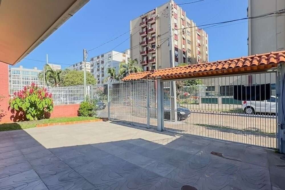 Casa 3 quartos à venda, 200m², Jardim Lindóia - Porto Alegre — foto 3