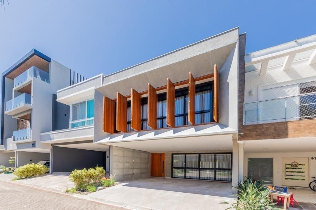 Casa 3 quartos à venda, 240m², Sarandi - Porto Alegre