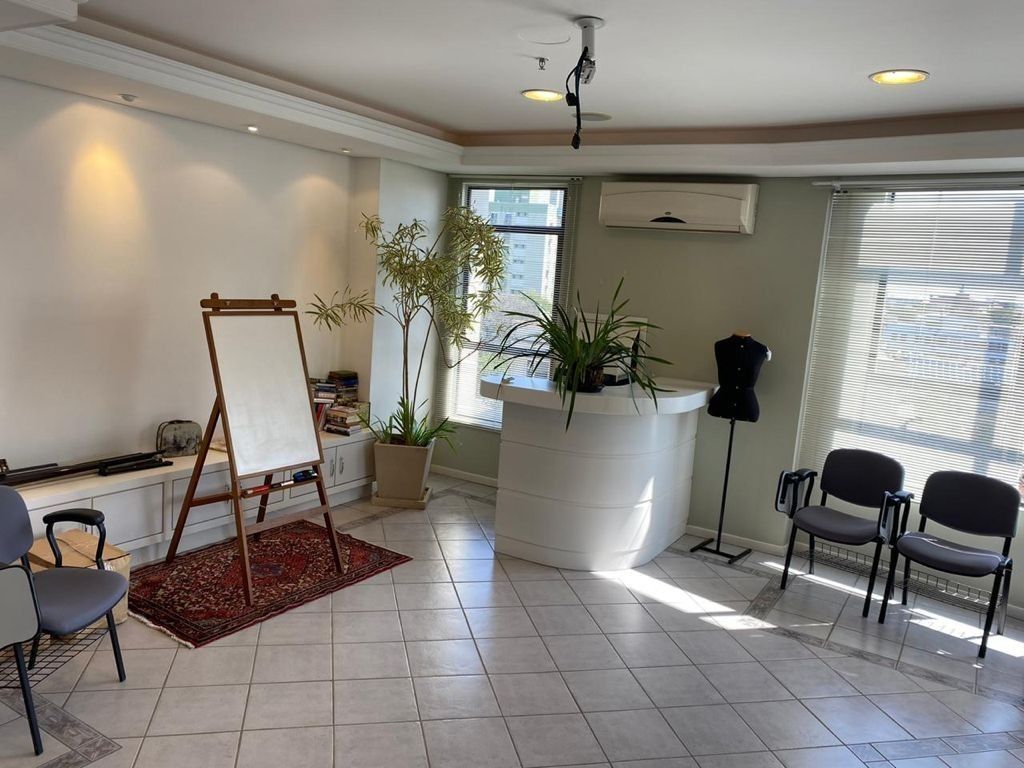 Sala Comercial à venda, 38m², Auxiliadora - Porto Alegre