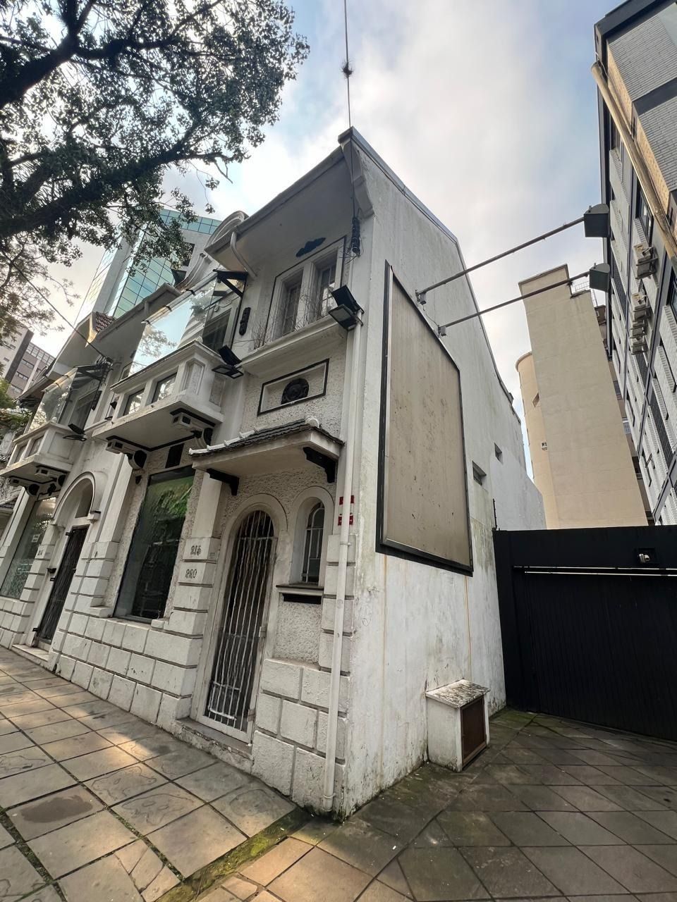 Casa Comercial à venda, 168m², Moinhos de Vento - Porto Alegre — foto 2