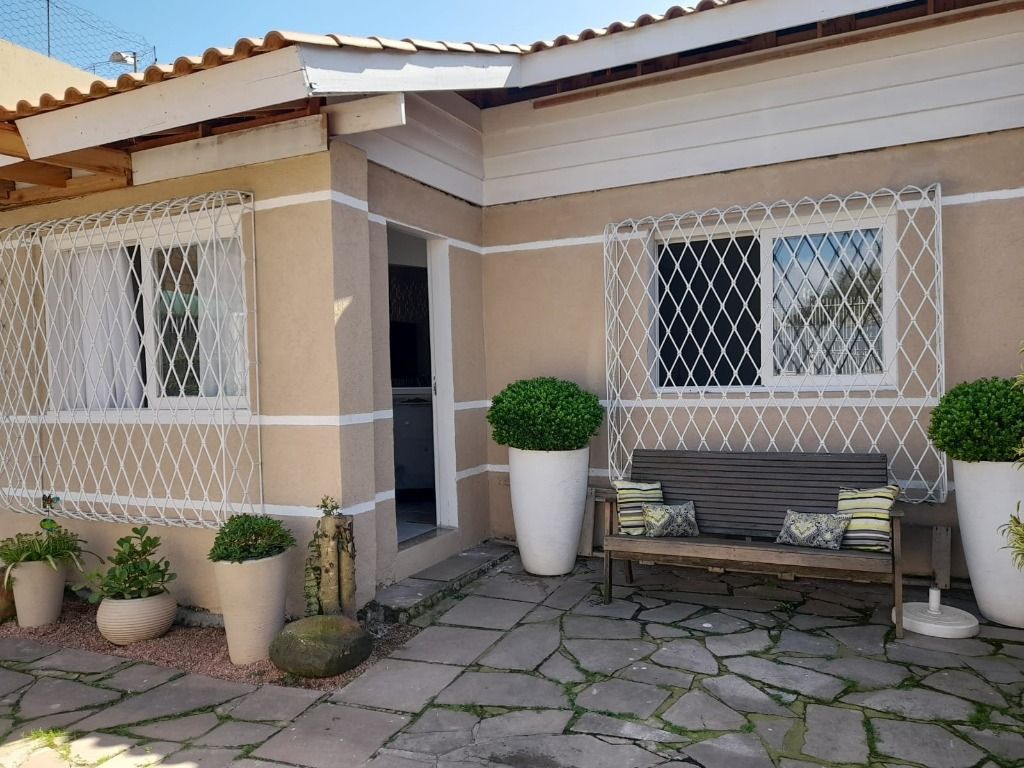 Casa para Venda - 216m², 2 dormitórios, sendo 1 suites, 2 vagas - Santa Maria Goretti