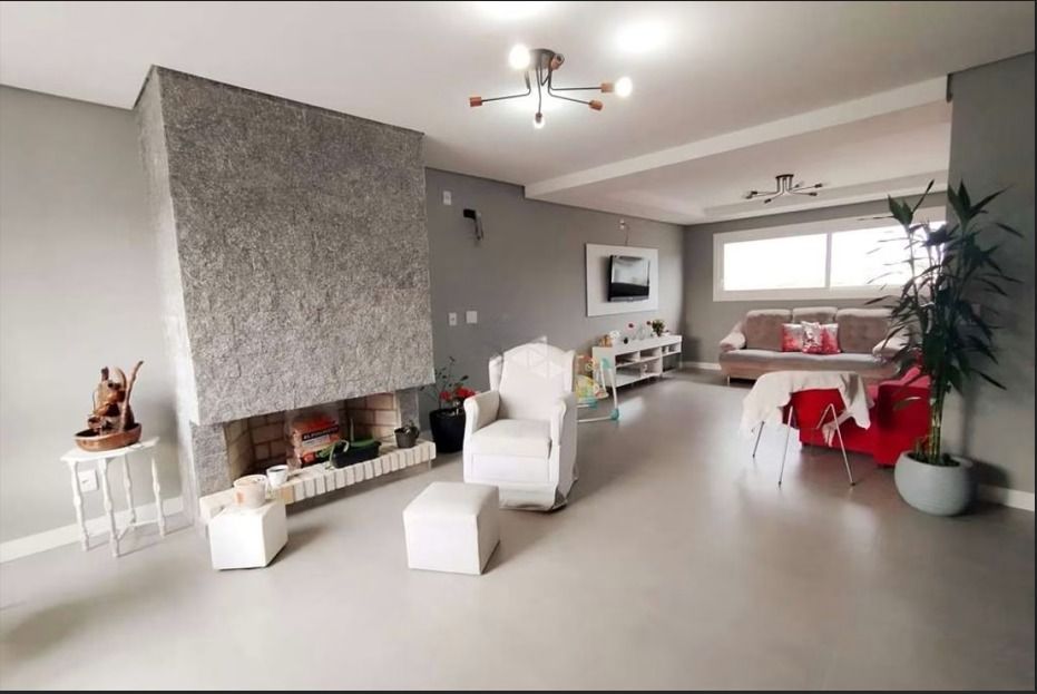 Casa 4 quartos à venda, 220m², Mário Quintana - Porto Alegre