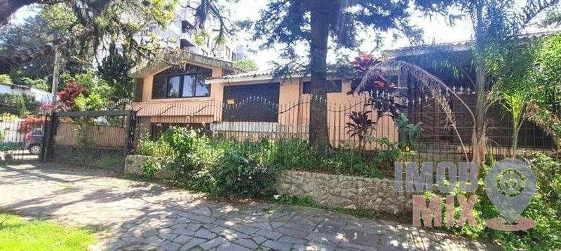Casa para Venda - 400m², 4 dormitórios, sendo 1 suites, 4 vagas - Jardim Lindóia — foto 5