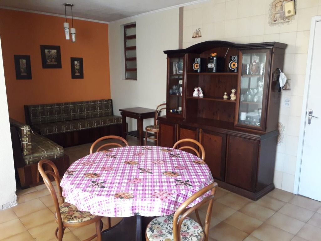 Casa para Venda - 293m², 3 dormitórios, sendo 1 suites, 2 vagas - Boa Vista — foto 5
