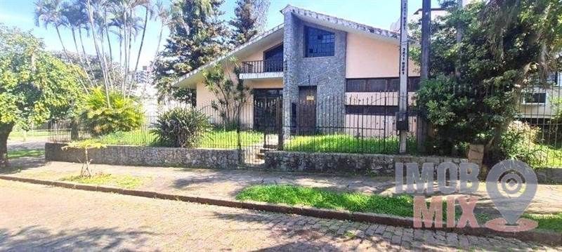 Casa para Venda - 400m², 4 dormitórios, sendo 1 suites, 4 vagas - Jardim Lindóia — foto 2