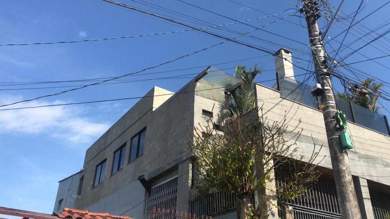 Casa 2 quartos à venda, 180m², Rubem Berta - Porto Alegre