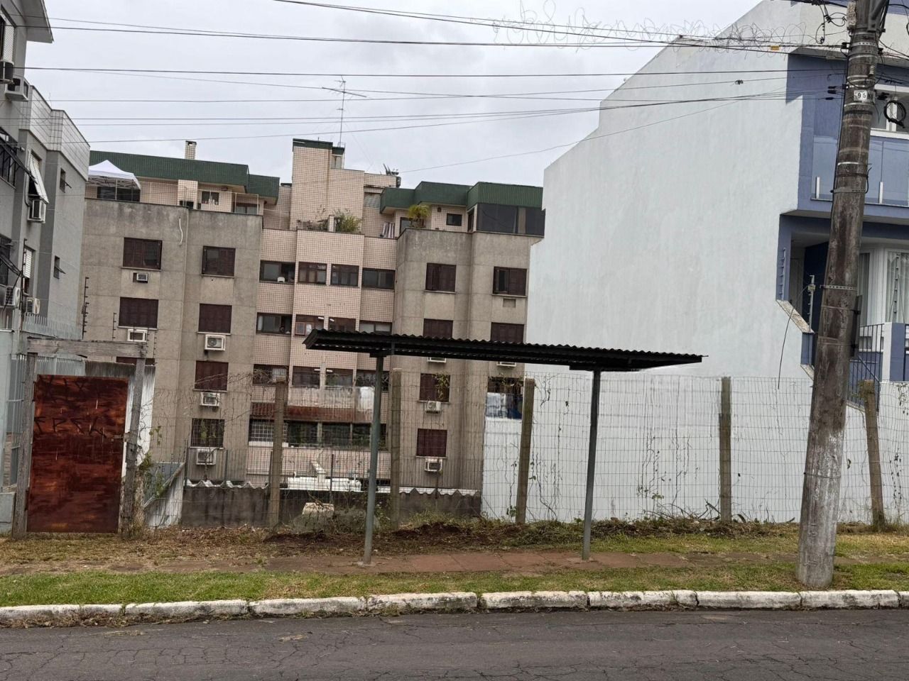 Terreno à venda, Jardim Itu - Porto Alegre