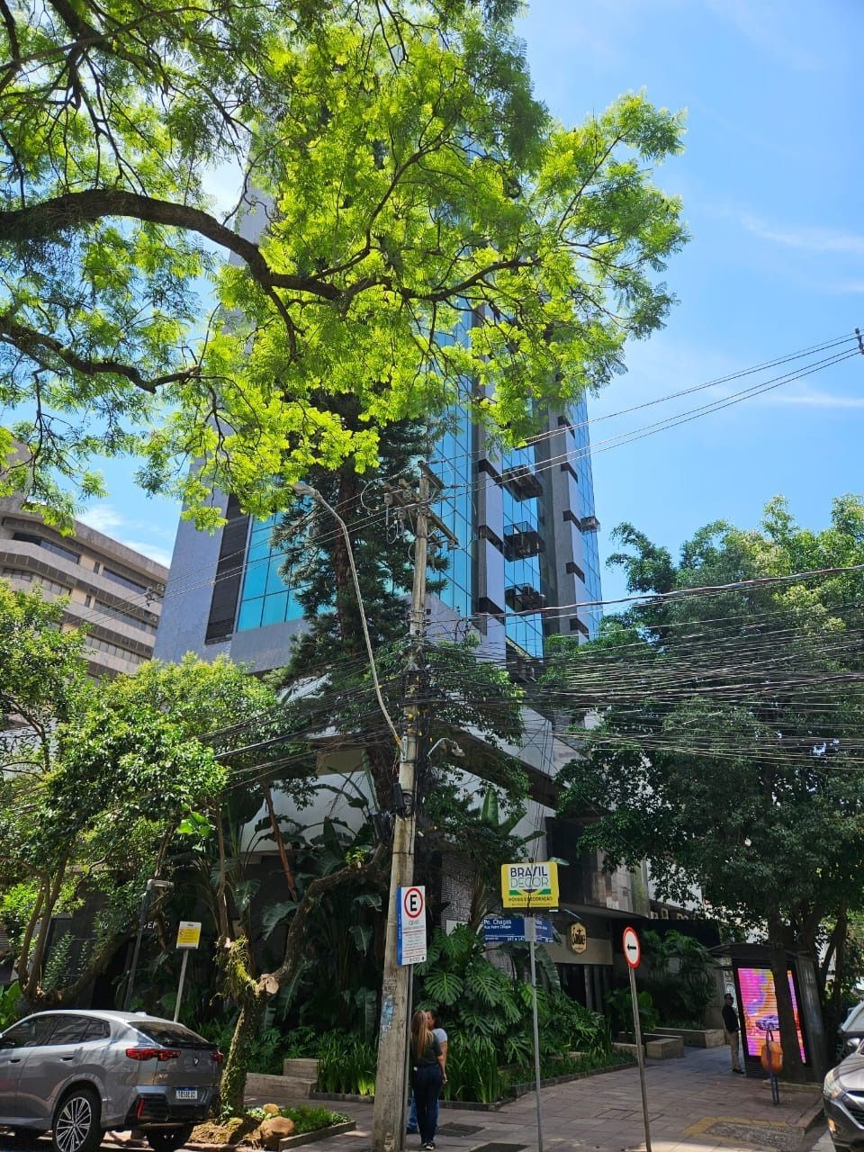 Sala Comercial à venda, 42m², Moinhos de Vento - Porto Alegre — foto 2