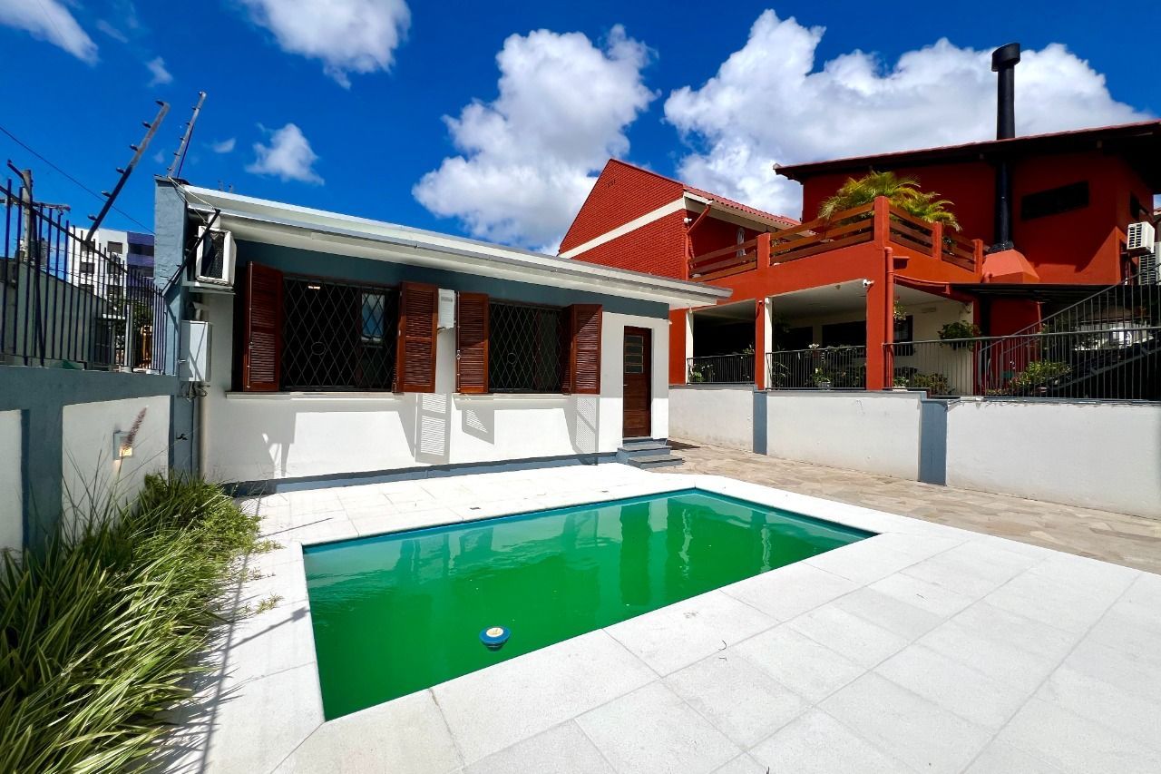 Casa 3 quartos à venda, 142m², Jardim Europa - Porto Alegre