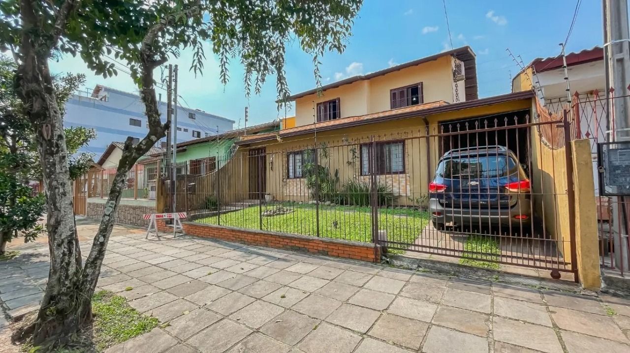 Sobrado 4 quartos à venda, 377m², Cristo Redentor - Porto Alegre