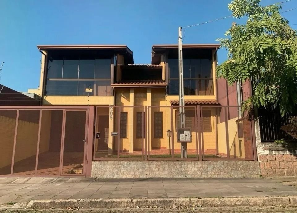 Casa 5 quartos à venda, 330m², Jardim São Pedro - Porto Alegre