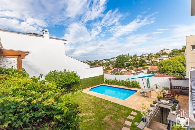 Casa para Venda - 460m², 6 dormitórios, sendo 4 suites, 5 vagas - Três Figueiras — foto 5