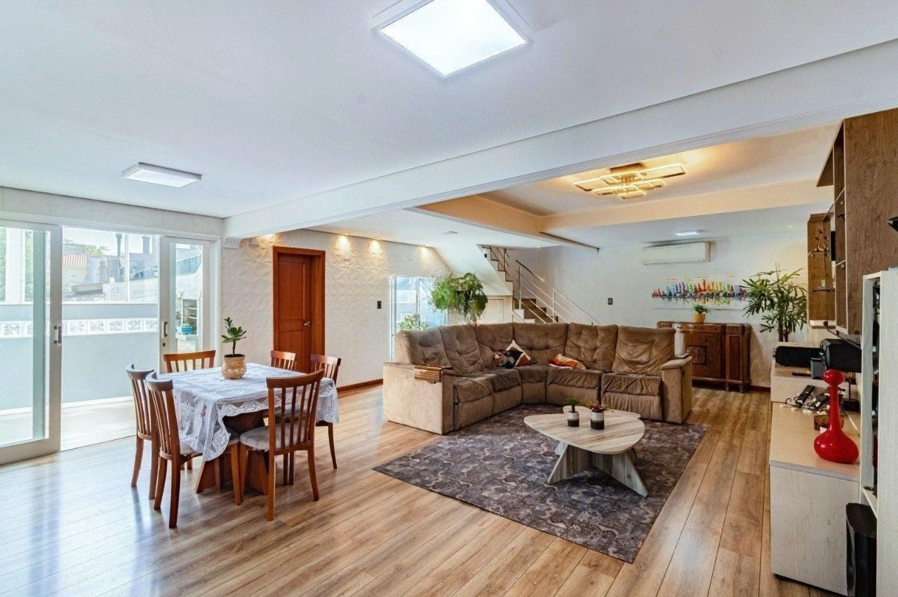 Casa 4 quartos à venda, 141m², Chácara das Pedras - Porto Alegre — foto 2