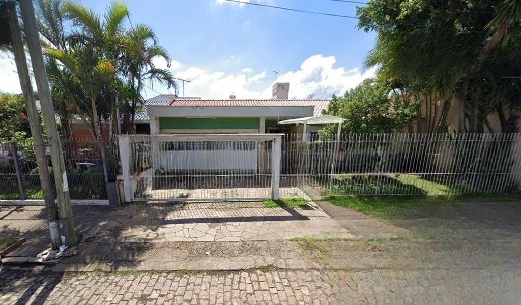 Casa 3 quartos à venda, 240m², Jardim Lindóia - Porto Alegre