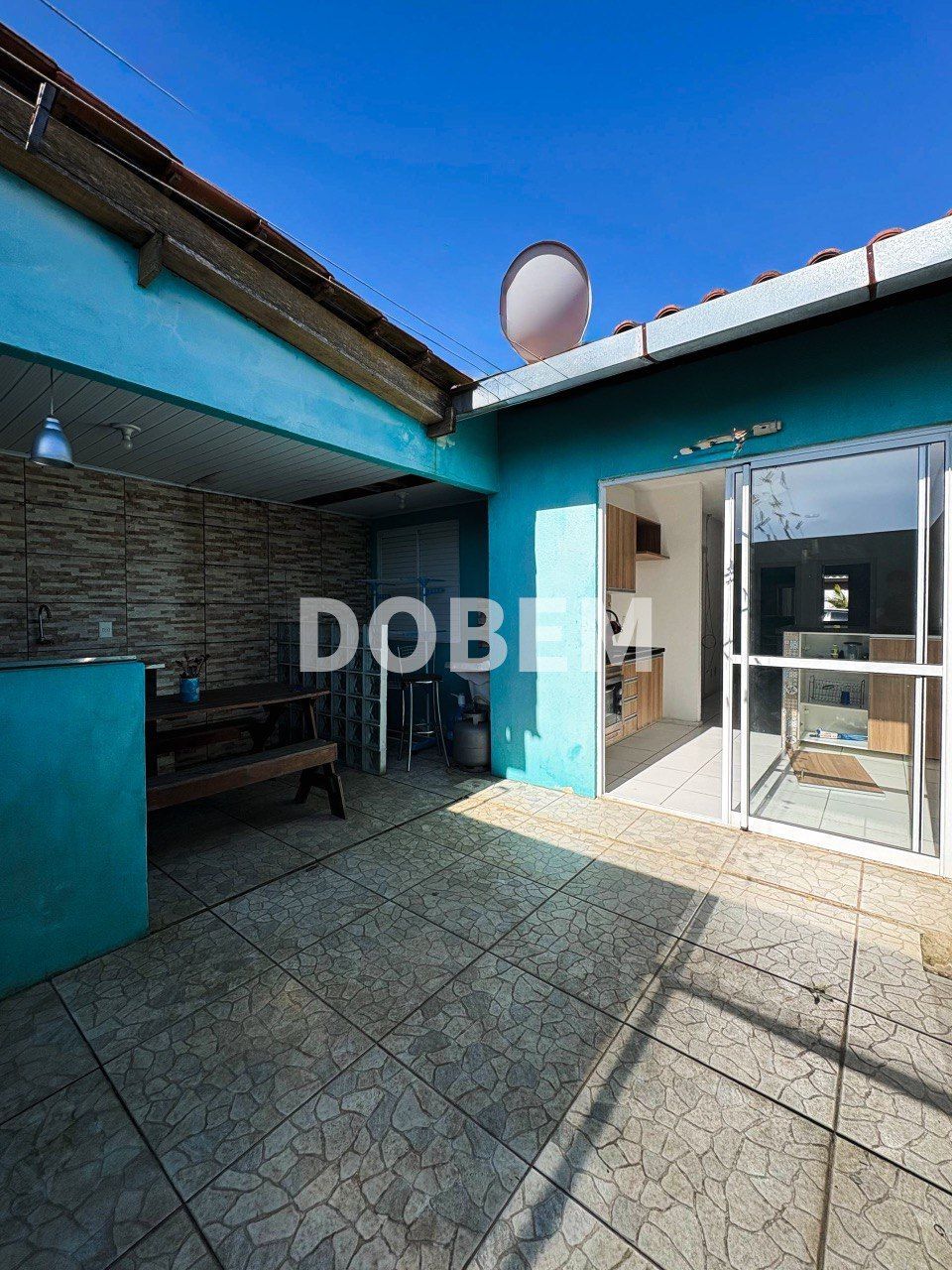 Casa 3 dormitórios no Moradas Club com área gourmet