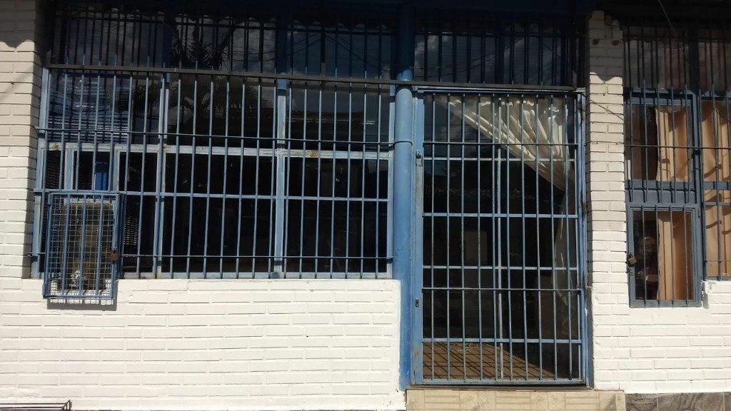 Prédio Inteiro à venda com 2 quartos, 41m² - Foto 8