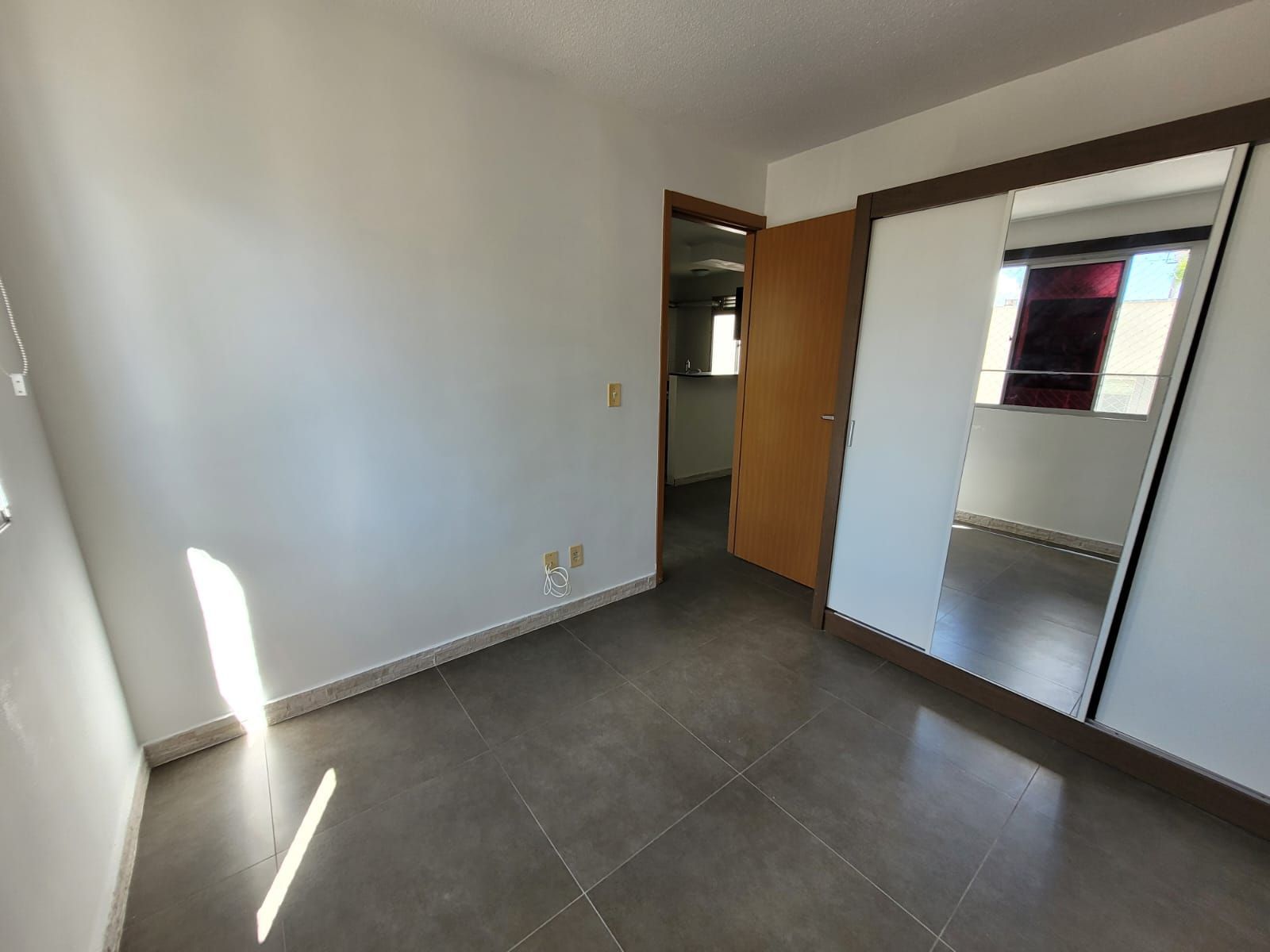 Apartamento à venda com 2 quartos, 42m² - Foto 15