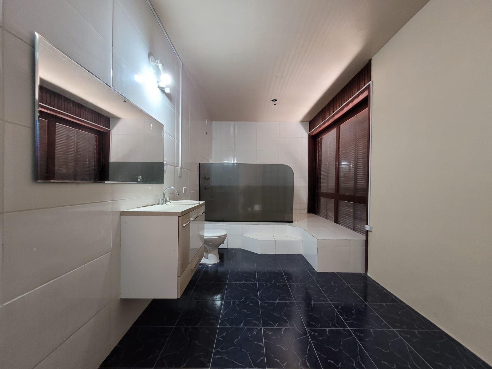 Casa à venda com 4 quartos, 365m² - Foto 29