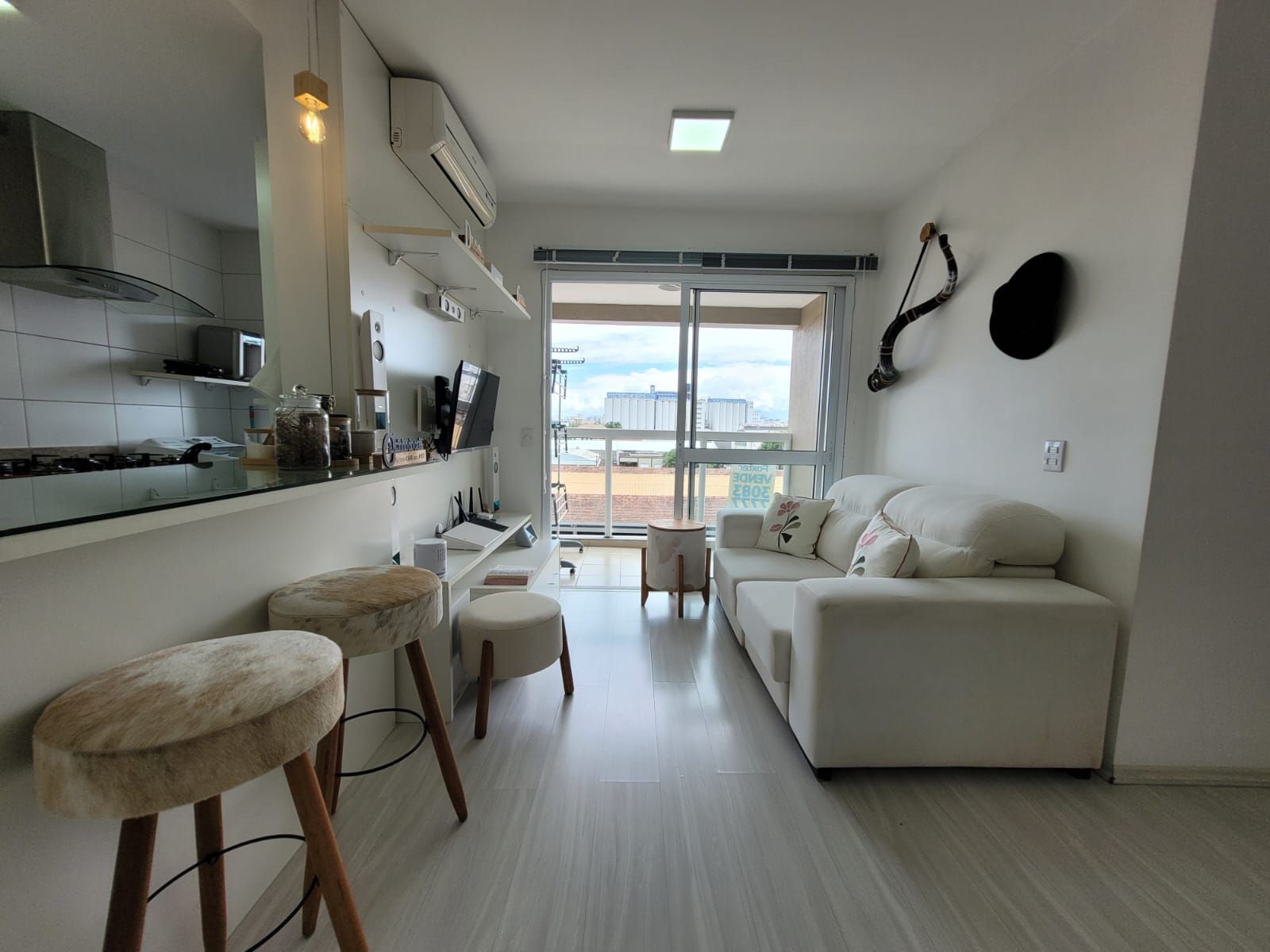 Apartamento mobiliado no Rossi Fiateci 2 dormitórios e suíte