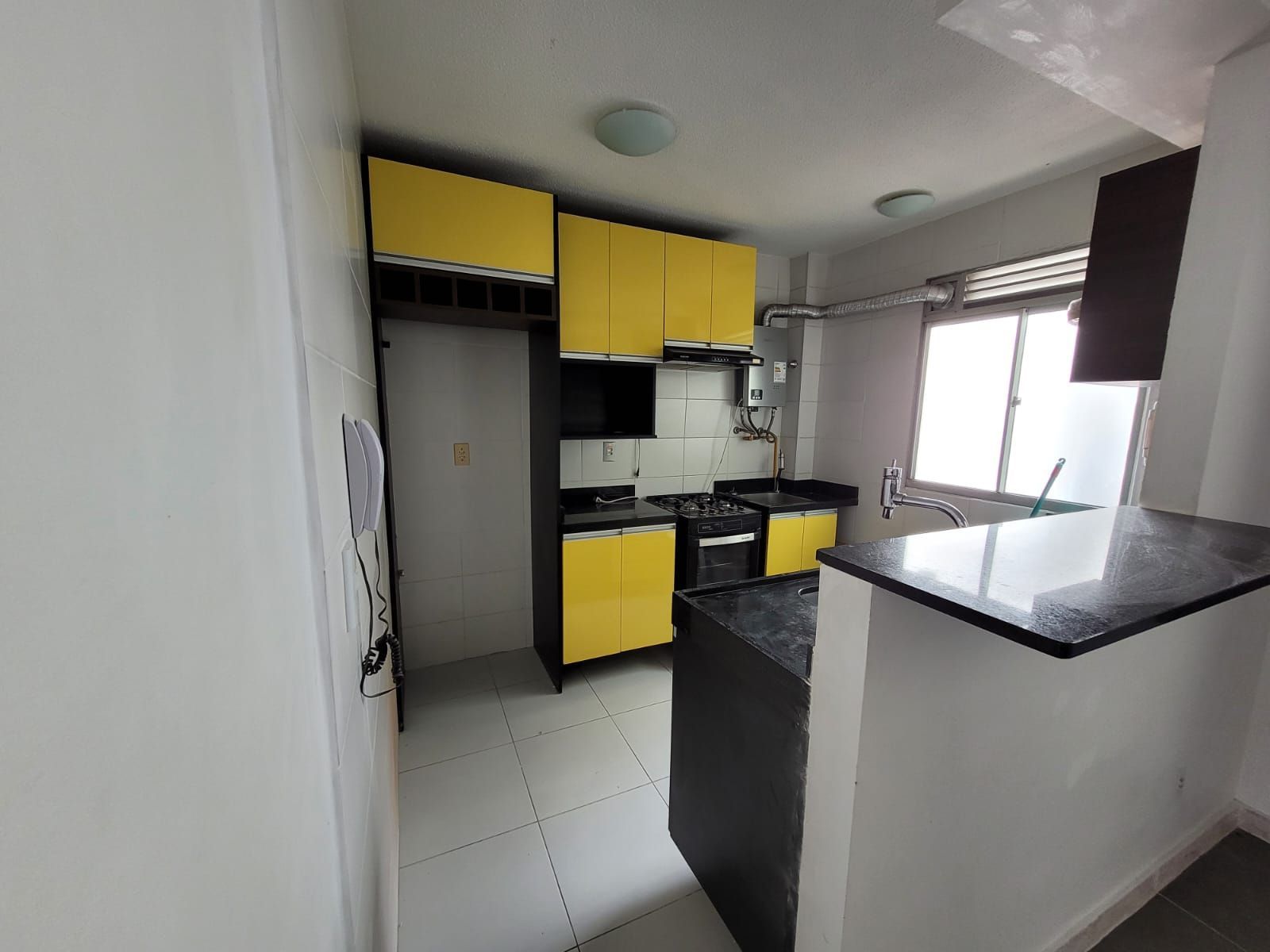 Apartamento à venda com 2 quartos, 42m² - Foto 4