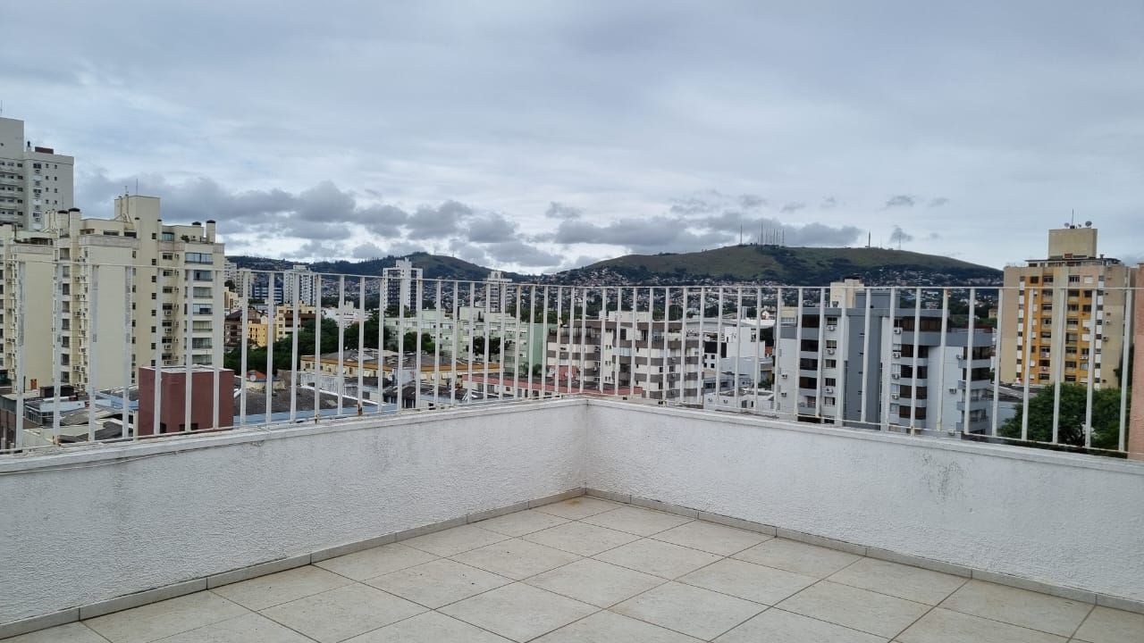 Cobertura com 02 dormitórios com vaga de garagem escriturada